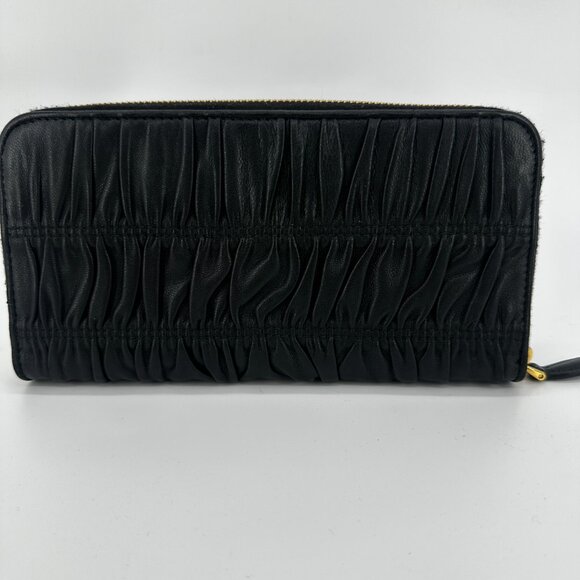 Prada Black Nappa Gaufre Zip Around Wallet - Picture 2 of 6